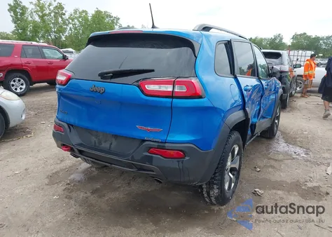 2017 Jeep Cherokee Trailhawk 4X4 from USA, damaged, VIN 1C4PJMBS2HW612792